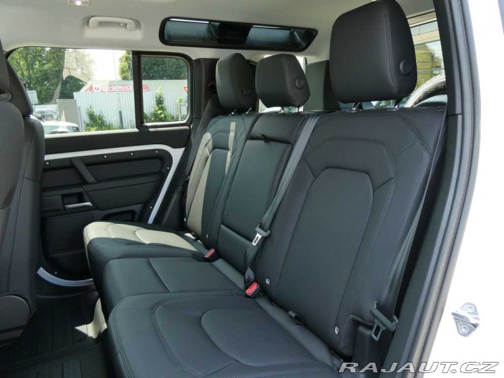 Land Rover Defender 110 3,0 S D200 4x4 automa 2025