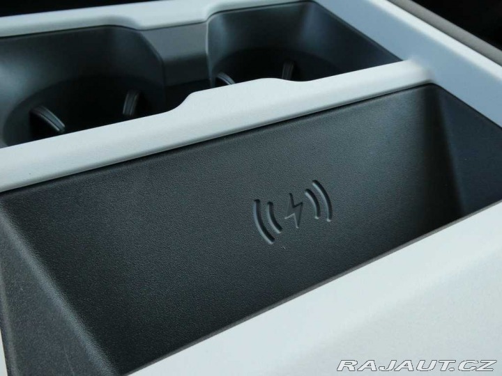 Land Rover Defender 110 3,0 S D200 2026