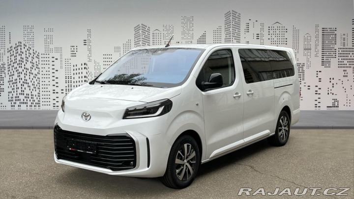 Toyota ProAce Verso 2,0D 6MT Family 8S 2025