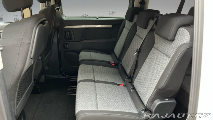 Toyota ProAce Verso 2,0D 6MT Family 8S 2025