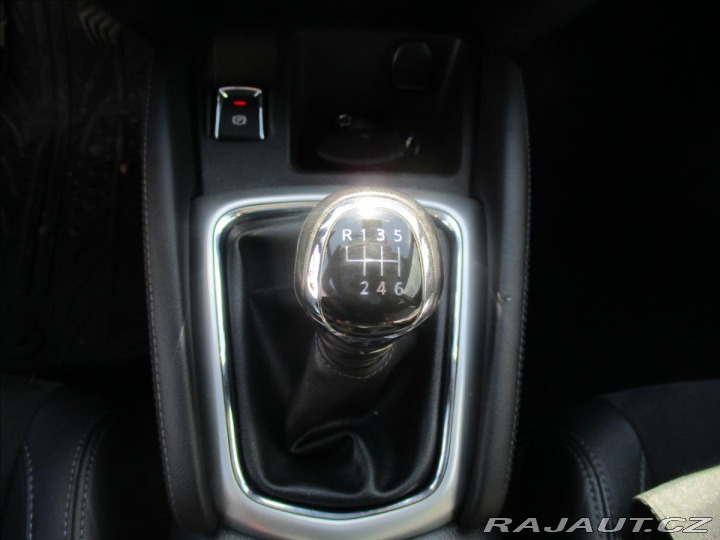 Nissan Qashqai 1,6 DCi 96kw TEKNA LED PA 2017