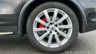 Porsche Cayenne Turbo 2011
