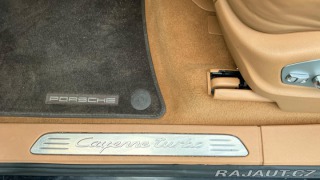 Porsche Cayenne Turbo 2011
