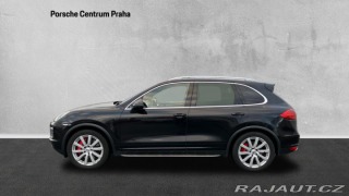 Porsche Cayenne Turbo 2011