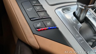 Porsche Cayenne Turbo 2011