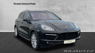 Porsche Cayenne Turbo 2011