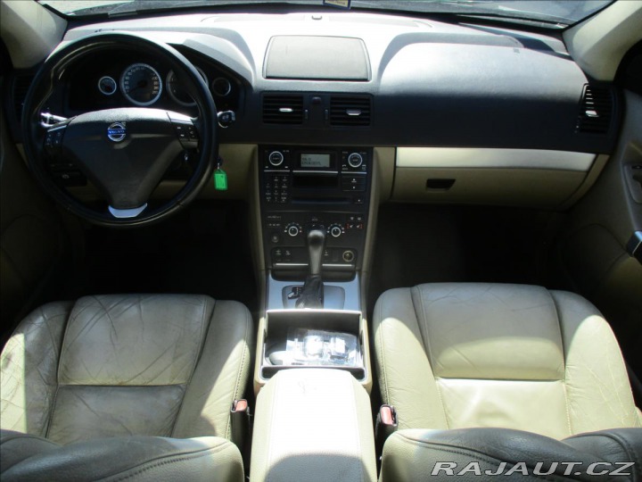 Volvo XC90 2,4 D5 AWD Summum Geartr. 2012