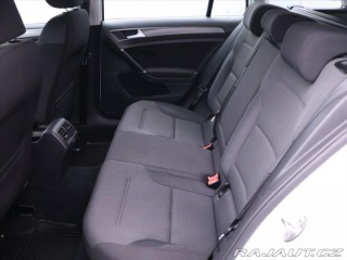 Volkswagen Golf 1,6 TDI Aut.klima CZ 2017