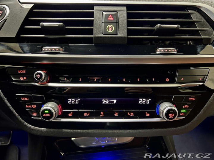 BMW X3 xDrive20i M-SPORT, HEAD-U 2021