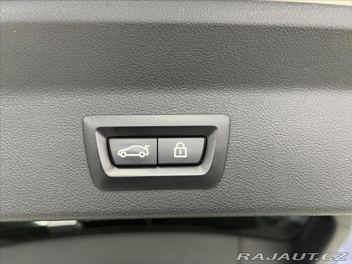 BMW X3 xDrive20i M-SPORT, HEAD-U 2021