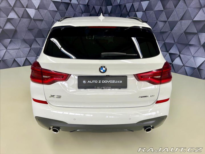 BMW X3 xDrive20i M-SPORT, HEAD-U 2021