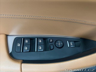 BMW X3 xDrive20i M-SPORT, HEAD-U 2021