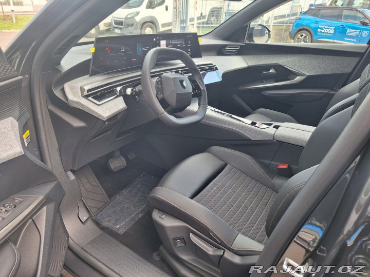 Peugeot 3008 ALLURE Hybrid 136 e-DCS6 2025