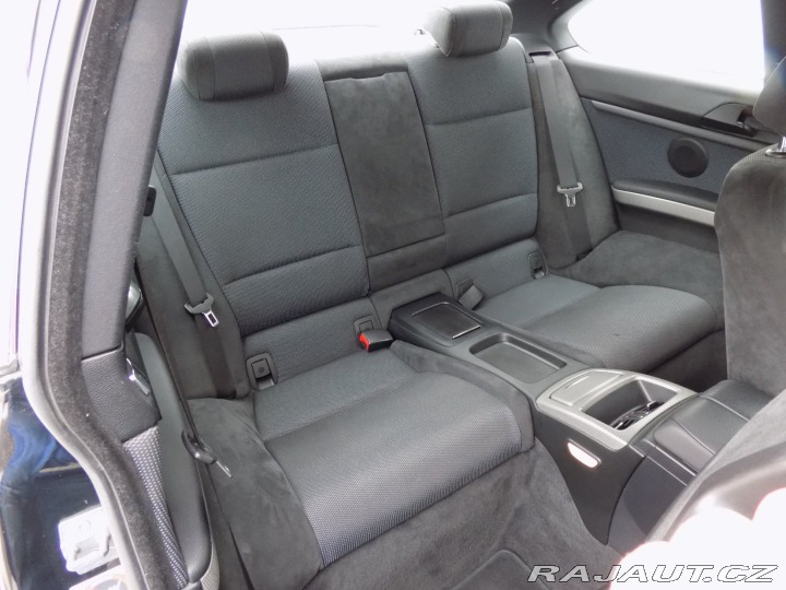 BMW 3 330d/M-sport/Bi-xenon/ 2011