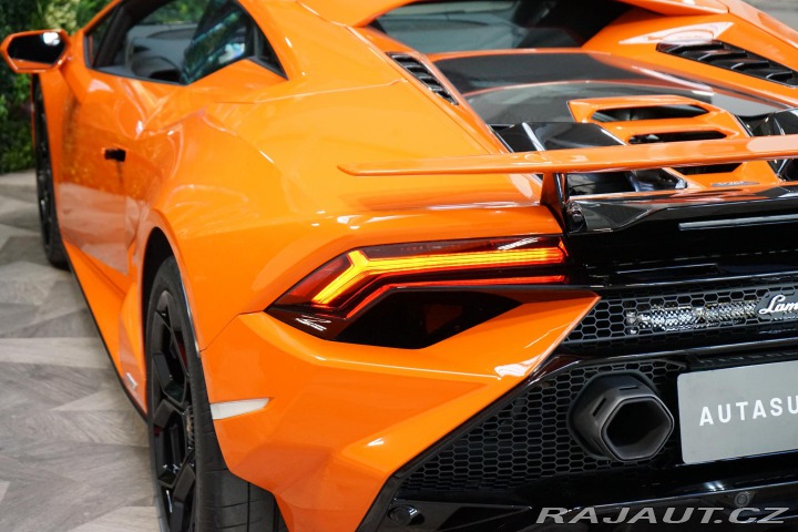 Lamborghini Huracán Tecnica Lift CarPlay Sens 2024