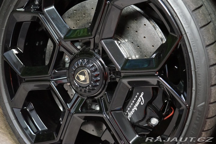 Lamborghini Huracán Tecnica Lift CarPlay Sens 2024