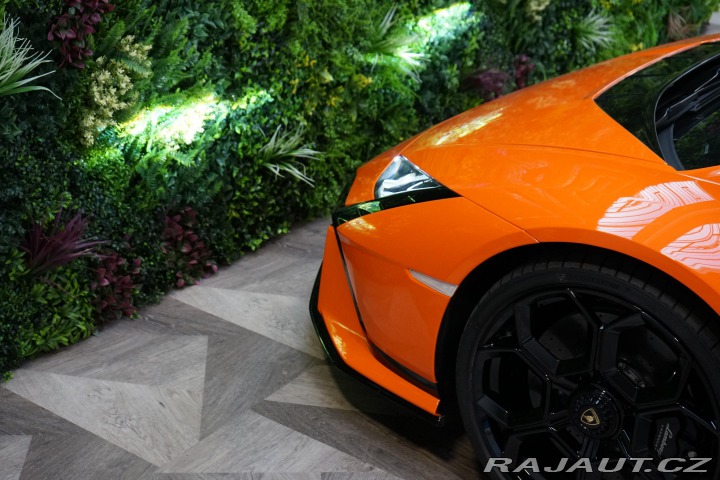 Lamborghini Huracán Tecnica Lift CarPlay Sens 2024