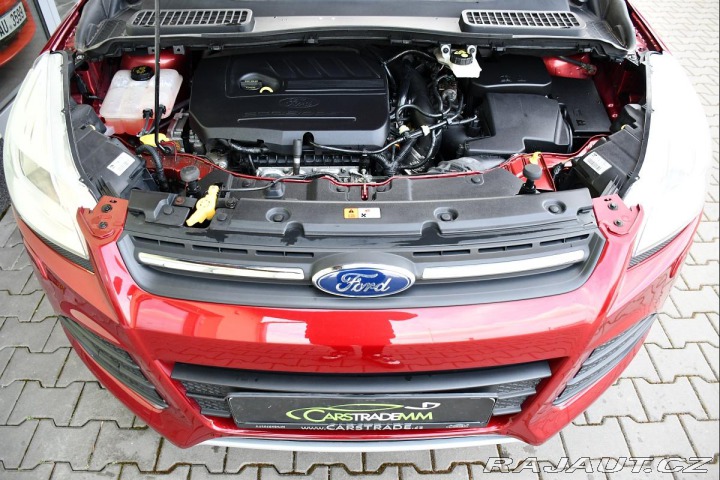 Ford Kuga 1.5EB TREND VYHŘ SEDAČKY 2015