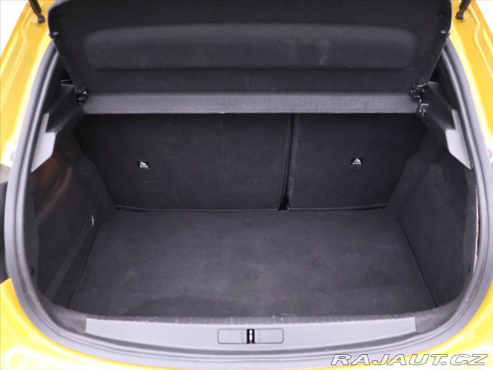 Peugeot 208 1,2 PT Aut. Style Navi LE 2022