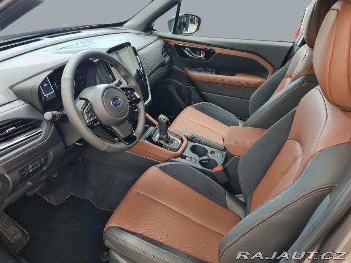 Subaru Forester 2.0ie-S ES Touring CVT 2025