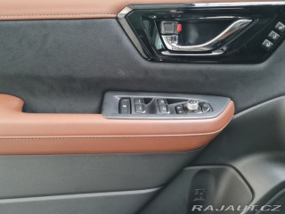 Subaru Forester 2.0ie-S ES Touring CVT 2025