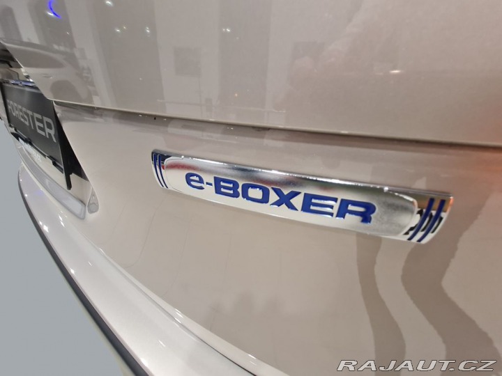 Subaru Forester 2.0ie-S ES Touring CVT 2025
