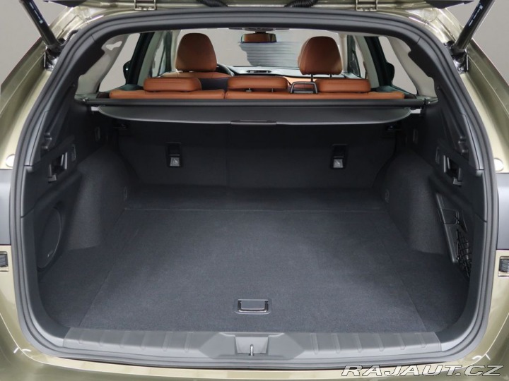 Subaru Outback 2.5i-T ES Tour Poslední š 2025