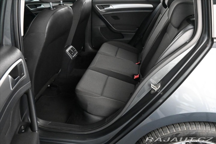 Volkswagen Golf 1,6 TDi 85kW *NAVI* Záruk 2019