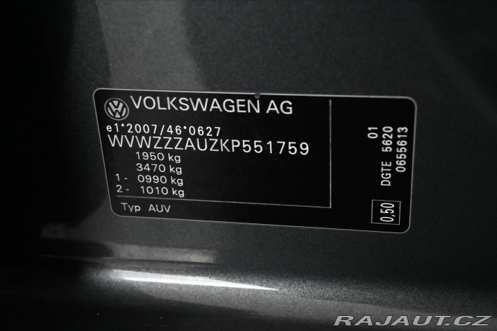 Volkswagen Golf 1,6 TDi 85kW *NAVI* Záruk 2019