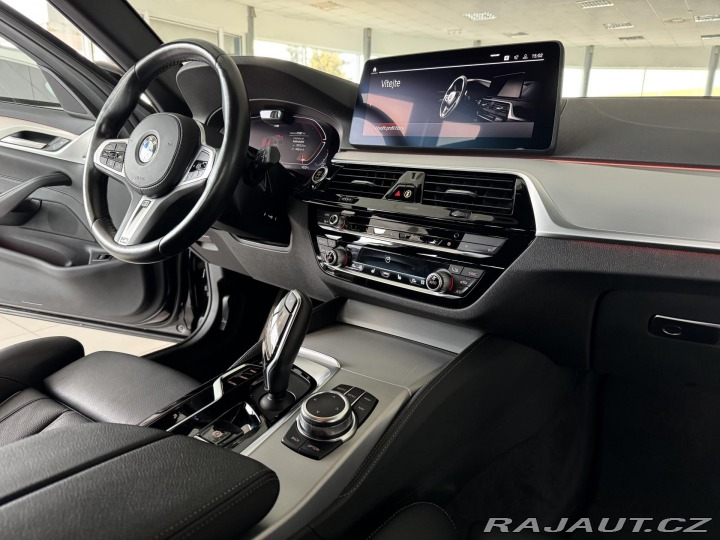 BMW 5 530d xDrive*M-SPORT*Webas 2022
