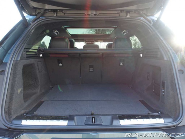 Land Rover Range Rover Sport Dynamic SE D250 2025