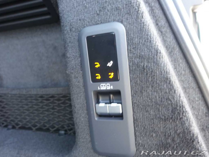 Land Rover Range Rover Sport Dynamic SE D250 2025