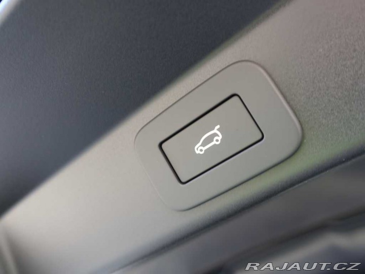 Land Rover Range Rover Sport Dynamic SE D250 2025
