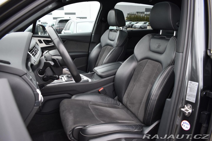 Audi Q7 3.0TDI S-LINE*7MÍST*TAŽNÉ 2016