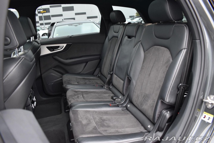 Audi Q7 3.0TDI S-LINE*7MÍST*TAŽNÉ 2016