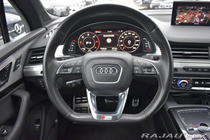 Audi Q7 3.0TDI S-LINE*7MÍST*TAŽNÉ 2016