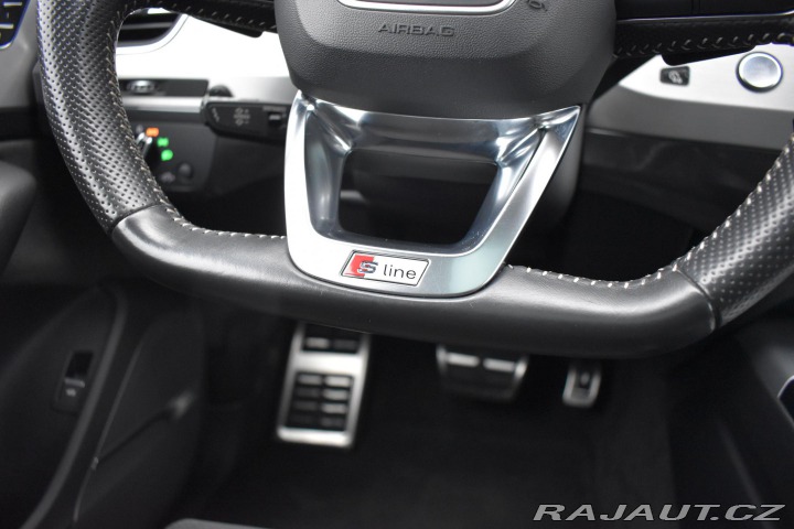 Audi Q7 3.0TDI S-LINE*7MÍST*TAŽNÉ 2016