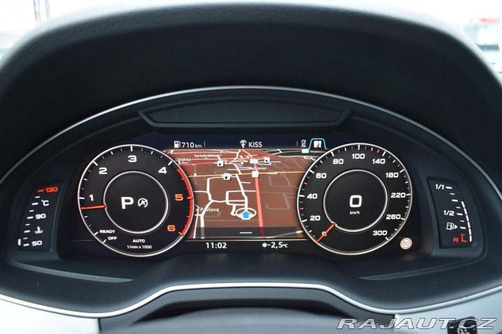 Audi Q7 3.0TDI S-LINE*7MÍST*TAŽNÉ 2016