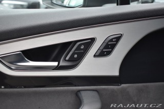 Audi Q7 3.0TDI S-LINE*7MÍST*TAŽNÉ 2016