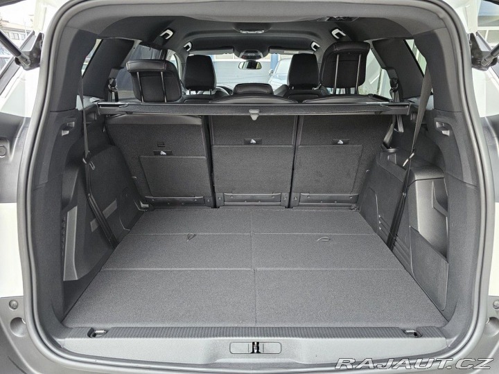 Peugeot 5008 ALLURE PACK 1.2 PT 130K E 2024