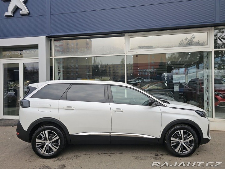Peugeot 5008 ALLURE PACK 1.2 PT 130K E 2024