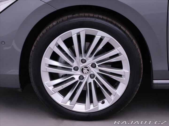 Škoda Superb 2,0 TDI DSG Laurin & 2024