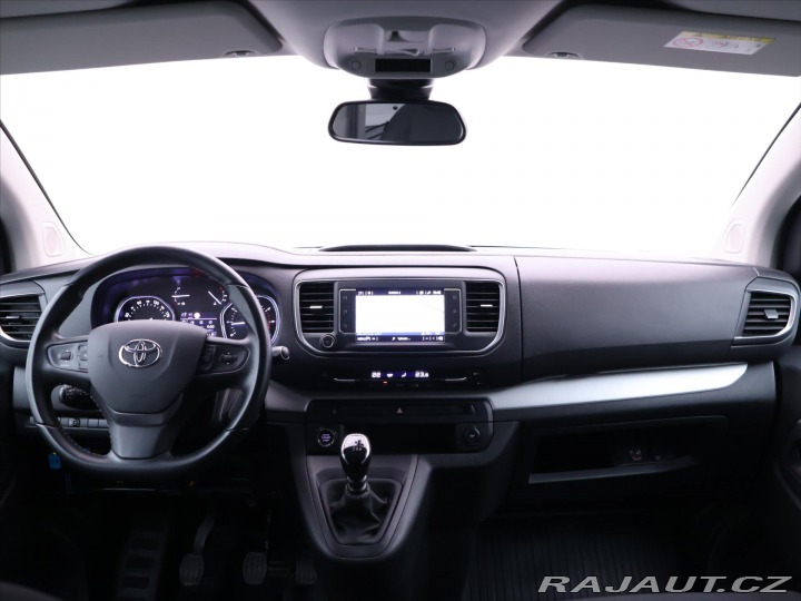Toyota ProAce 2.0 D-4D L2 Shuttle 8m Zá 2022