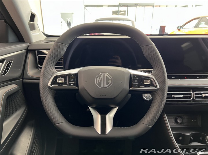 MG HS 1.5 TGI Emotion 7DCT 2024