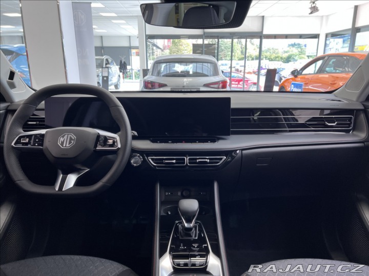 MG HS 1.5 TGI Emotion 7DCT 2024