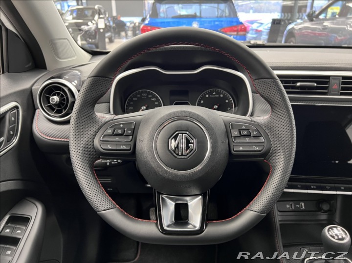 MG ZS 1.5 MT5 Essential Plus 2024