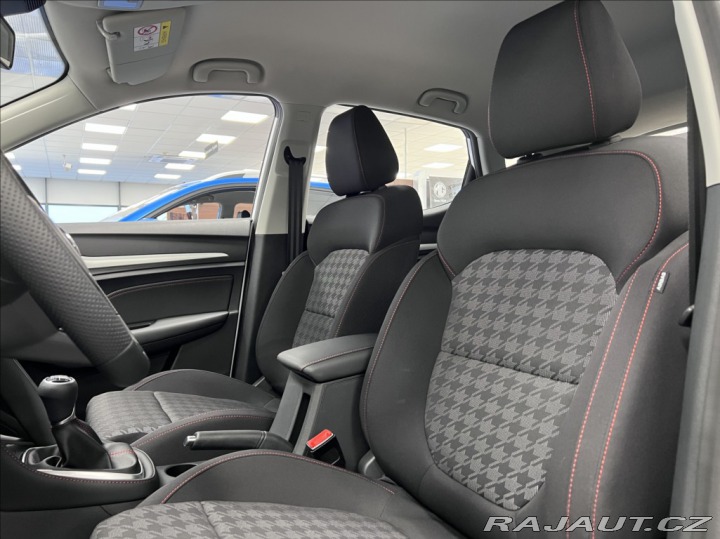 MG ZS 1.5 MT5 Essential Plus 2024