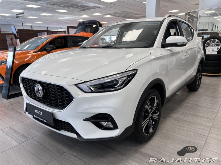 MG ZS 1.5 MT5 Emotion Plus 2025