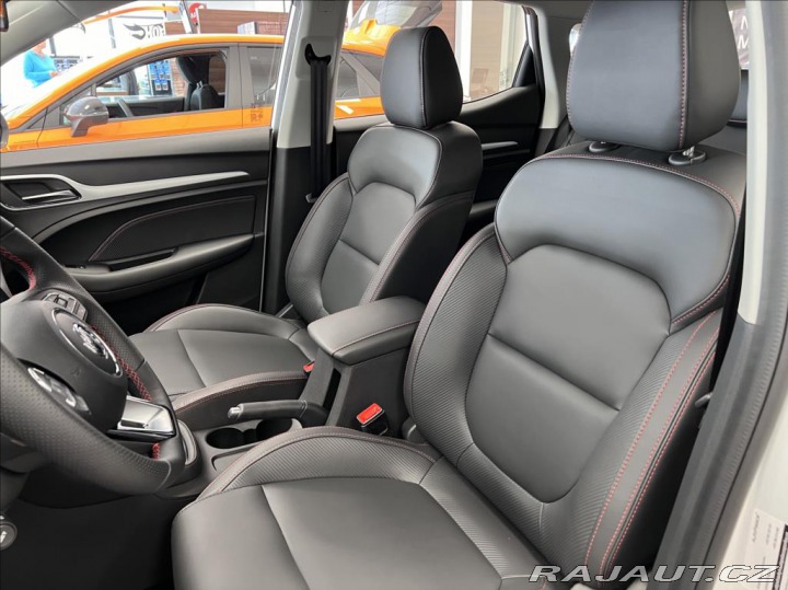 MG ZS 1.5 MT5 Emotion Plus 2024