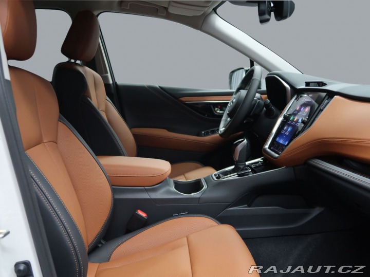 Subaru Outback 2.5i-T ES Tour Poslední š 2025